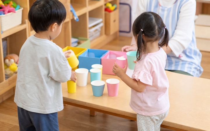 カップ色分けの活動イメージ