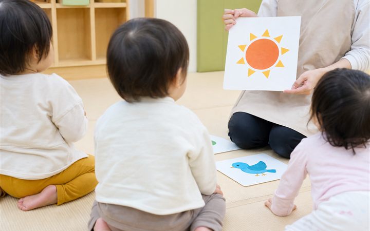 絵カードこんにちはの活動イメージ